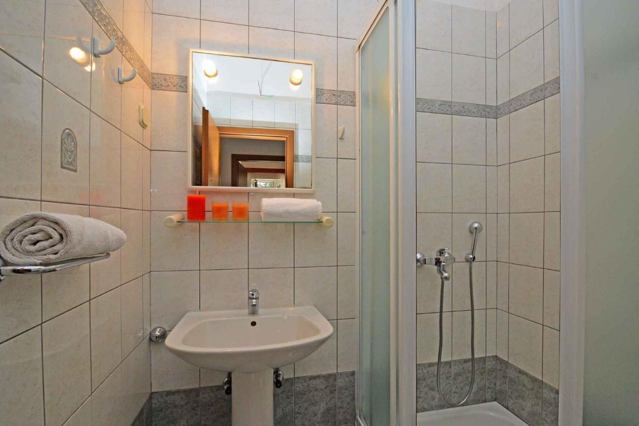 Apartment Rabac 10 Екстер'єр фото
